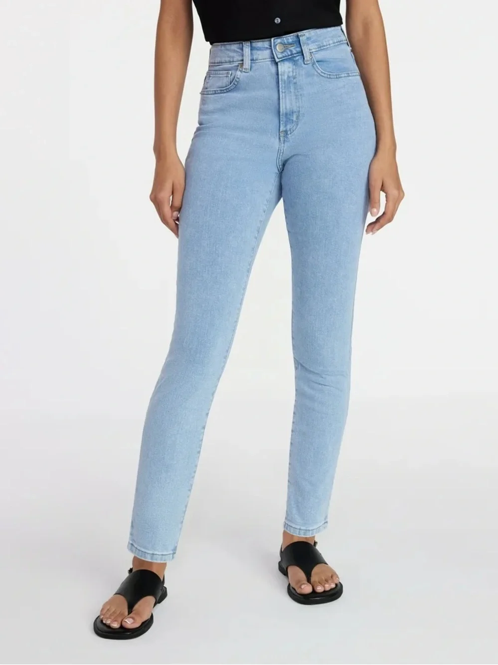 Time and Tru High Rise Skinny Jeans - Light Wash
